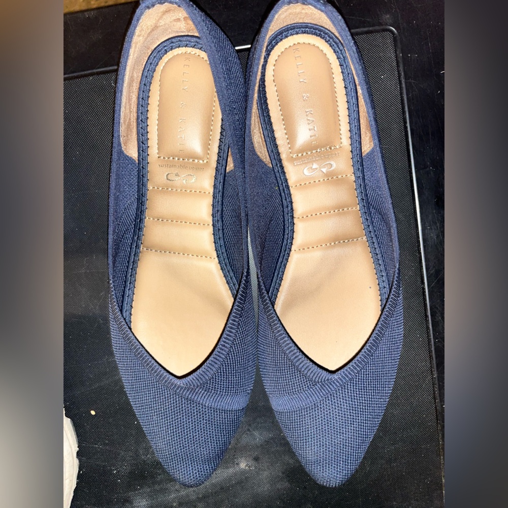Kelly & Katie Flat shoes Size 8 1/2 blue loafers jayde - Picture 4 of 4